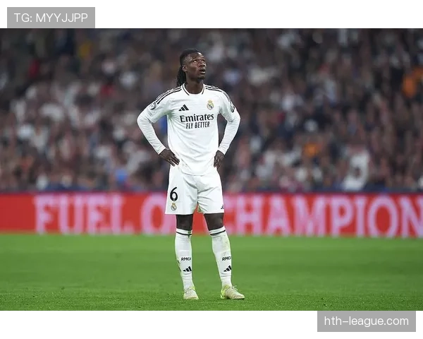 卡马文加伤愈进展顺利,球队盼其复出助阵赛季末冲刺 卡马文加伤愈进展顺利,球队盼其复出助阵赛季末冲刺