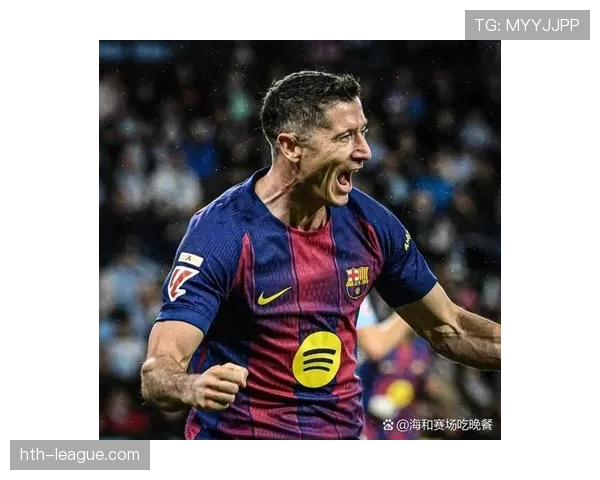 听说莱万每晚都在数着天价合同钱数,普通人连梦都不敢做啊 听说莱万每晚都在数着天价合同钱数,普通人连梦都不敢做啊